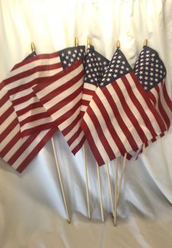 US yard flags one dollar each