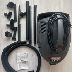 Craftsman 4 Gallon Portable Wet/Dry Vac Model No. 113.176120