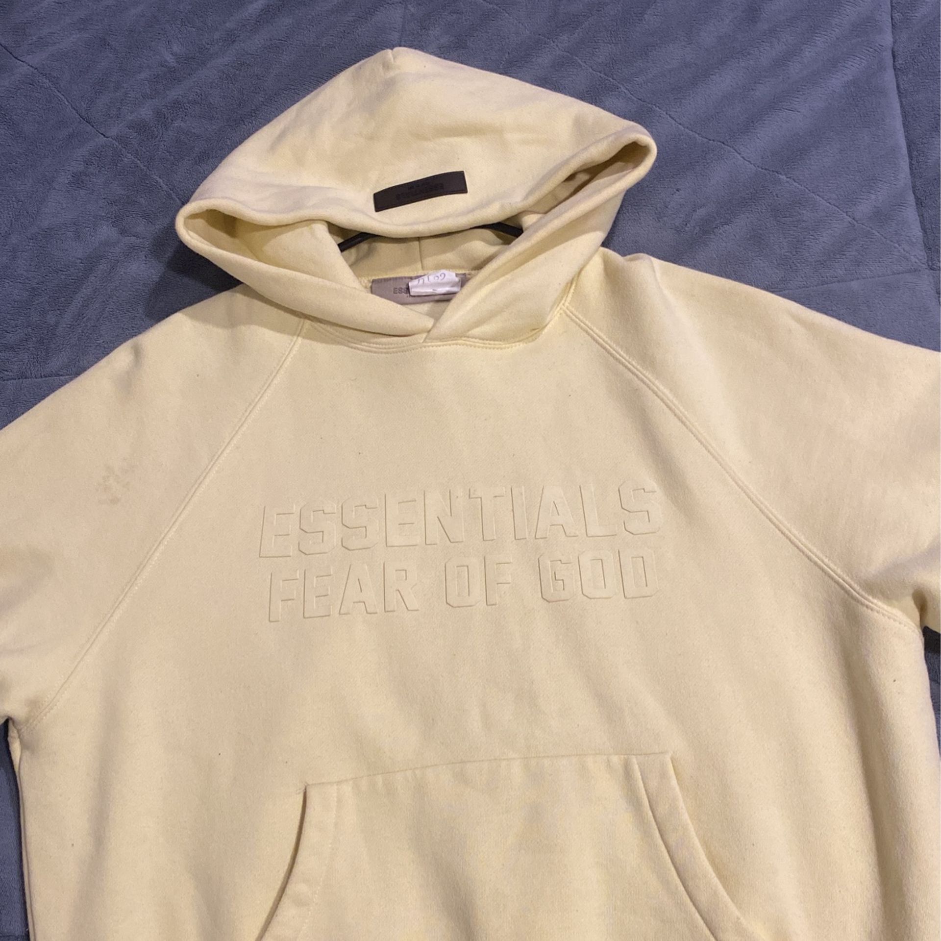 yellow canary essentials hoodie size xxs