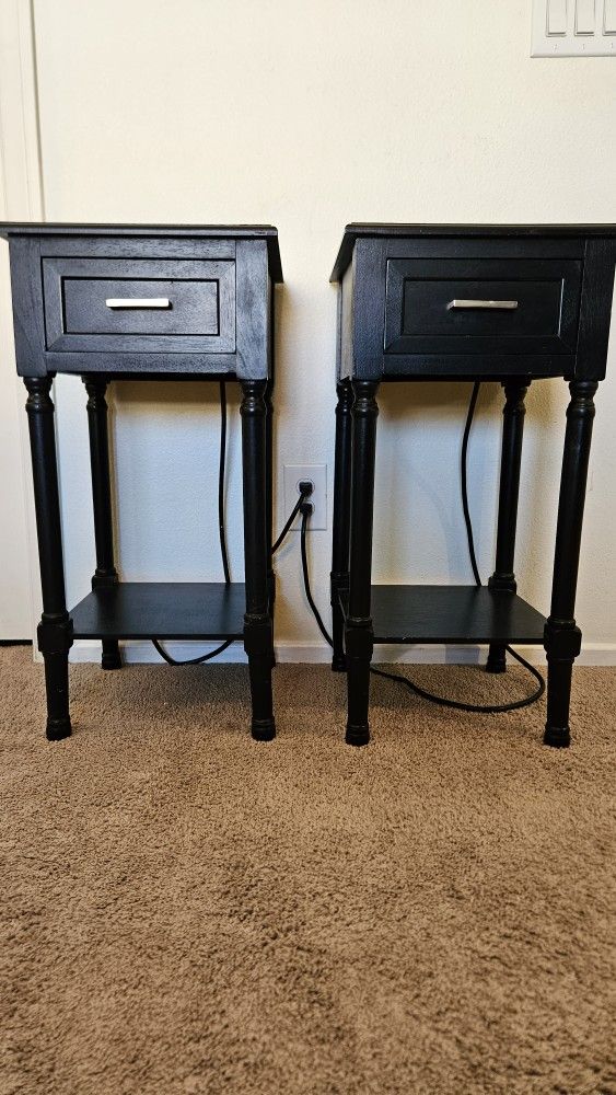 Set Of 2 Nightstands for Sale in Las Vegas, NV OfferUp