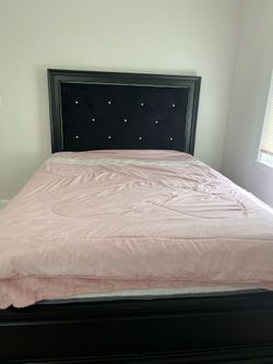 Queen Size Bed