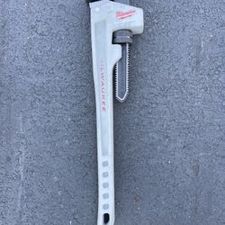 24in Pipe Wrench 