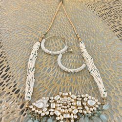 Traditional indian kundan necklace with earrings