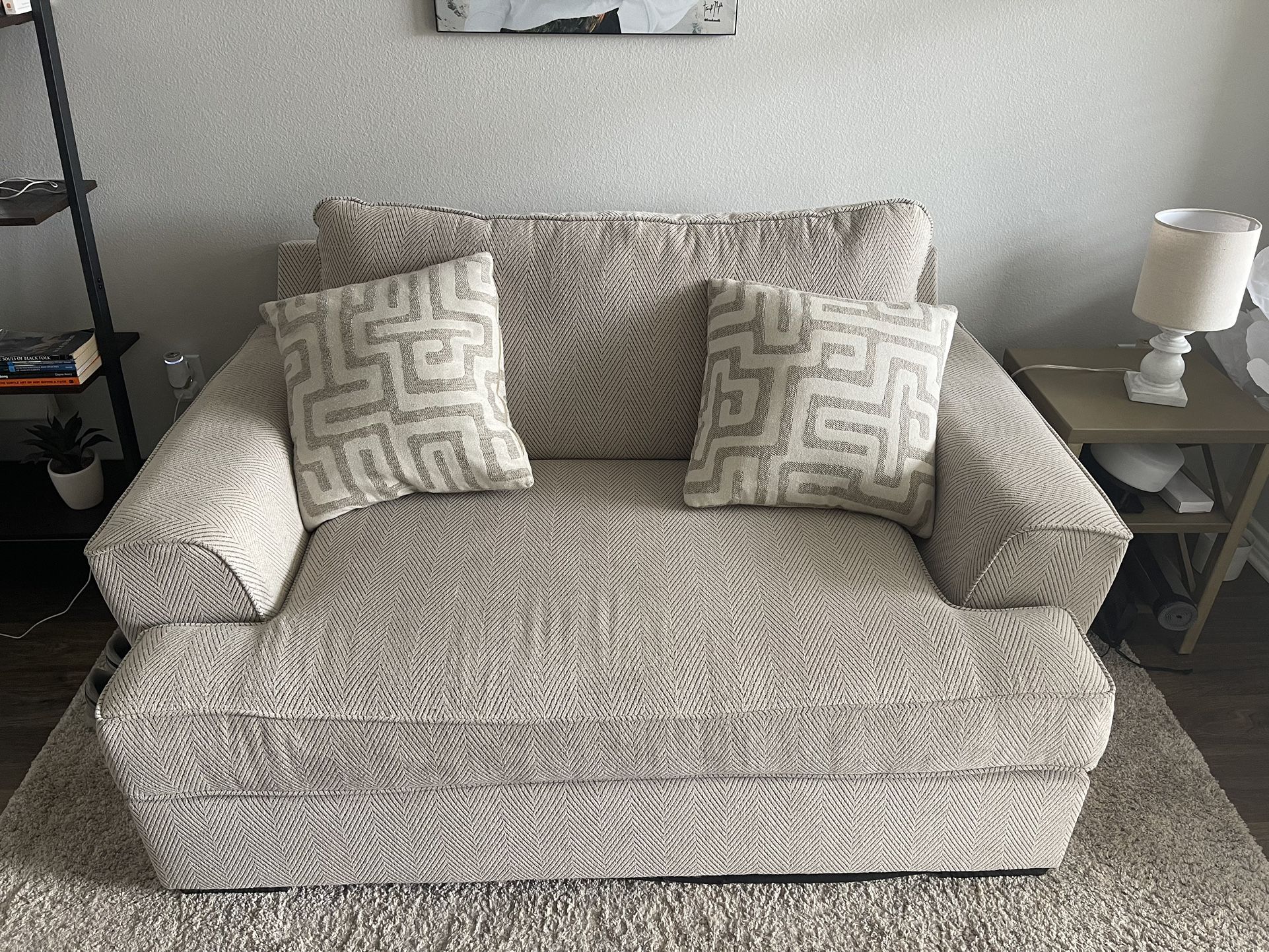 Home Zone Titan Chair w/ Ottoman