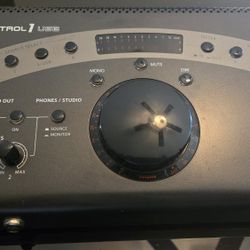 Behringer Control 1
