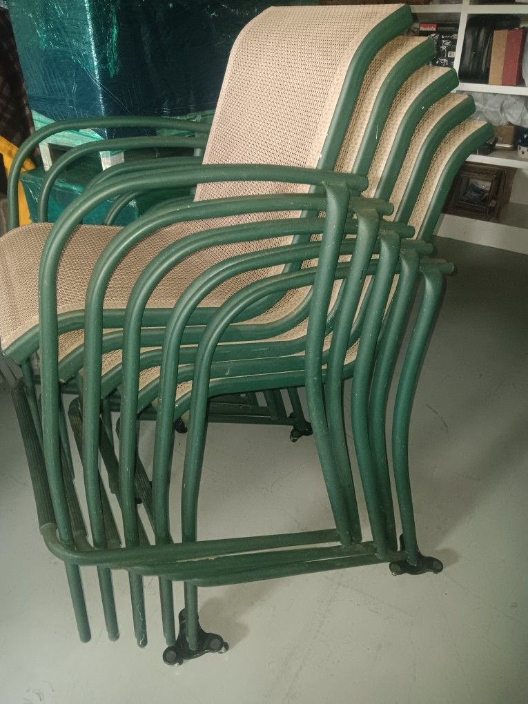 Patio Chairs (5)
