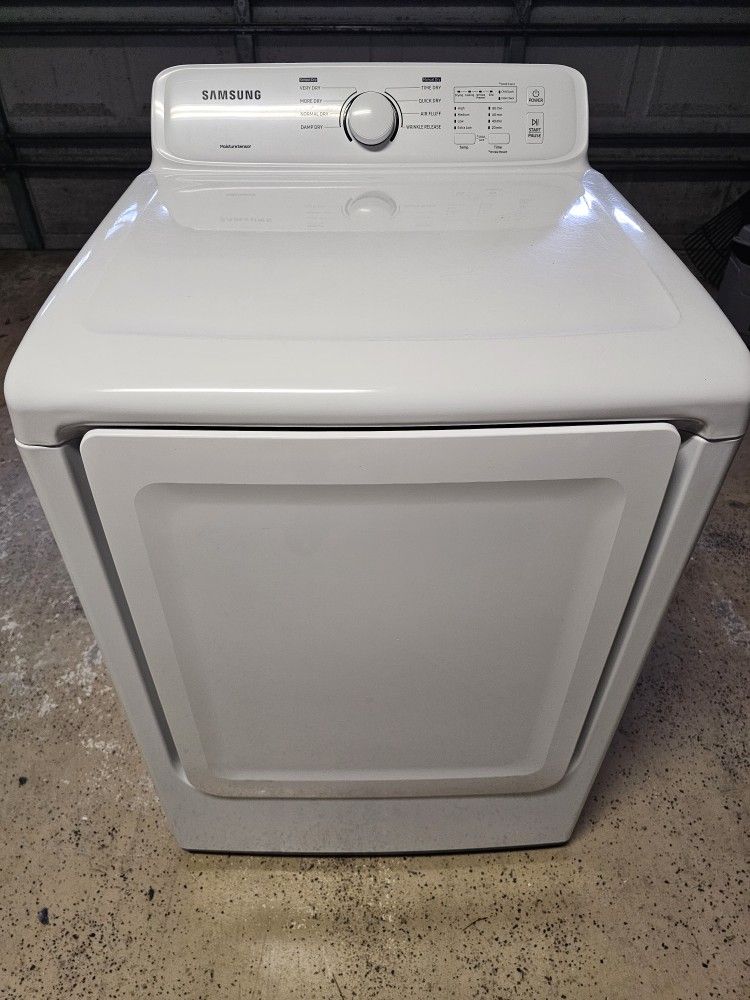 Samsung - 7.2 Cu. Ft. Electric Dryer with Sensor Dry - White