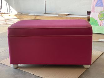 Kids Ottoman Storage ( Like New )