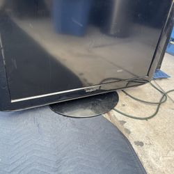 TV 35 Inch Insignia $40