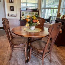 36" Round Solid Oak Antique Table + 3 Chairs