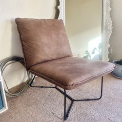 Comfy Side Chair