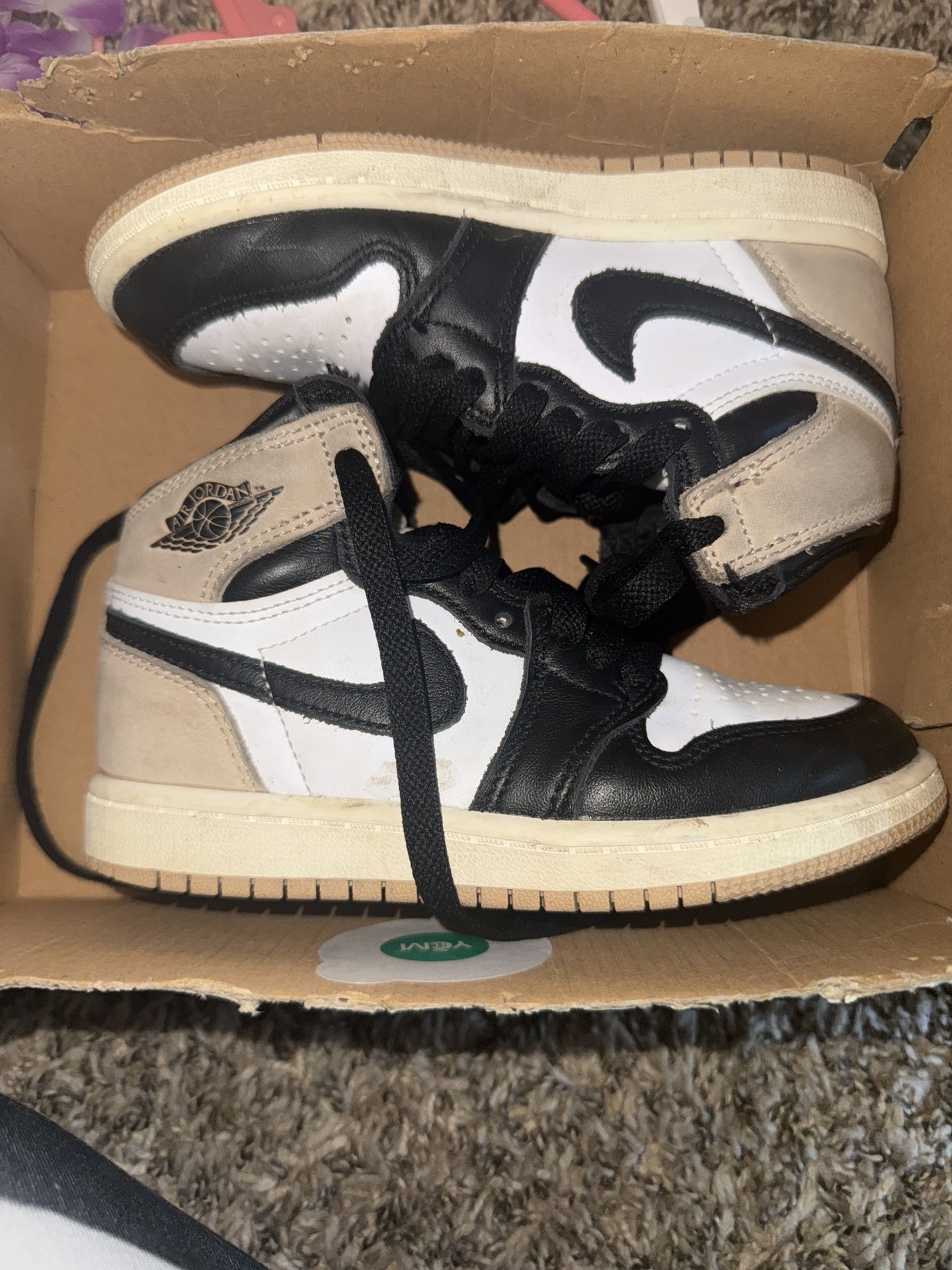 Jordan 1 Retro Hi Size 11.5 Kids 