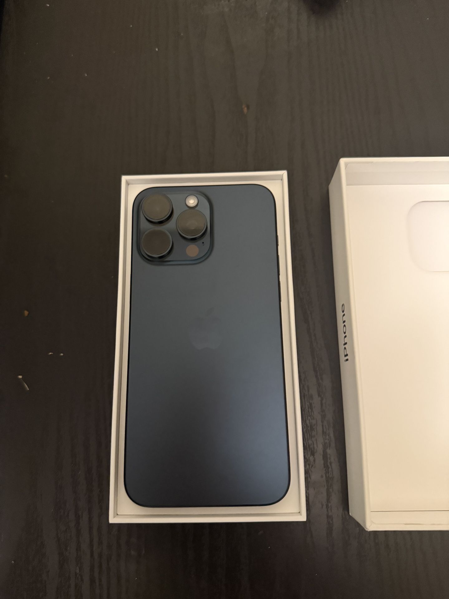 iPhone 15 Pro Max Blue Titanium 256GB