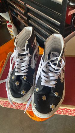 Shoes size 51/2 vans for women