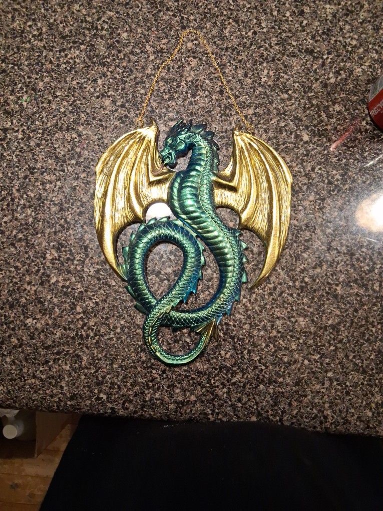 Wall Hanging Dragons