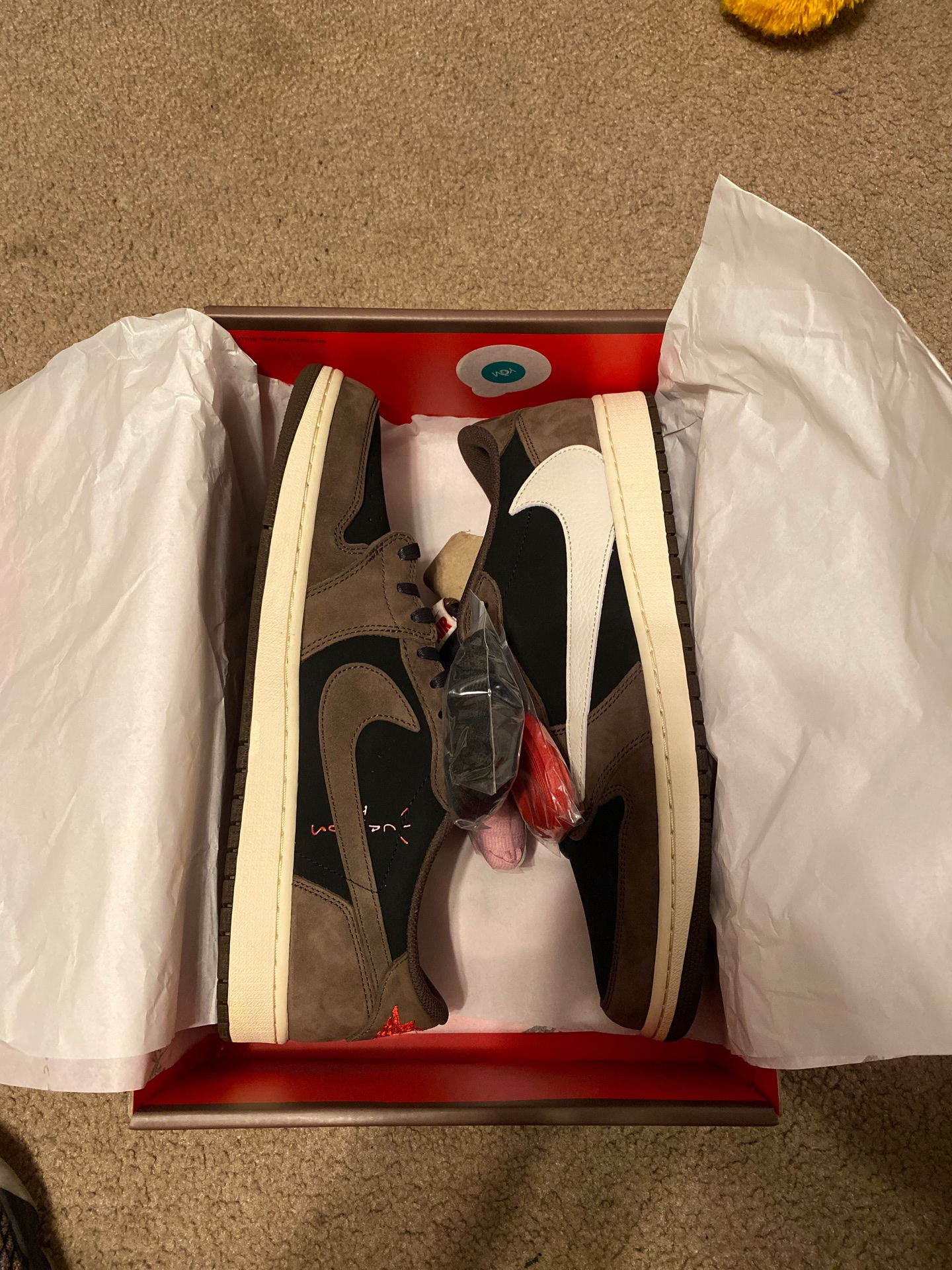 Jordan 1 Low Travis Scott