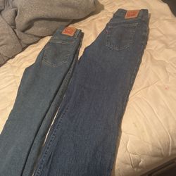 Women’s Levi’s 