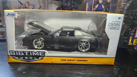 1985 Chevy Camaro IROC Z28 Jada Toys (metals Diecast) 91283 BIGTIME Muscle 1 24