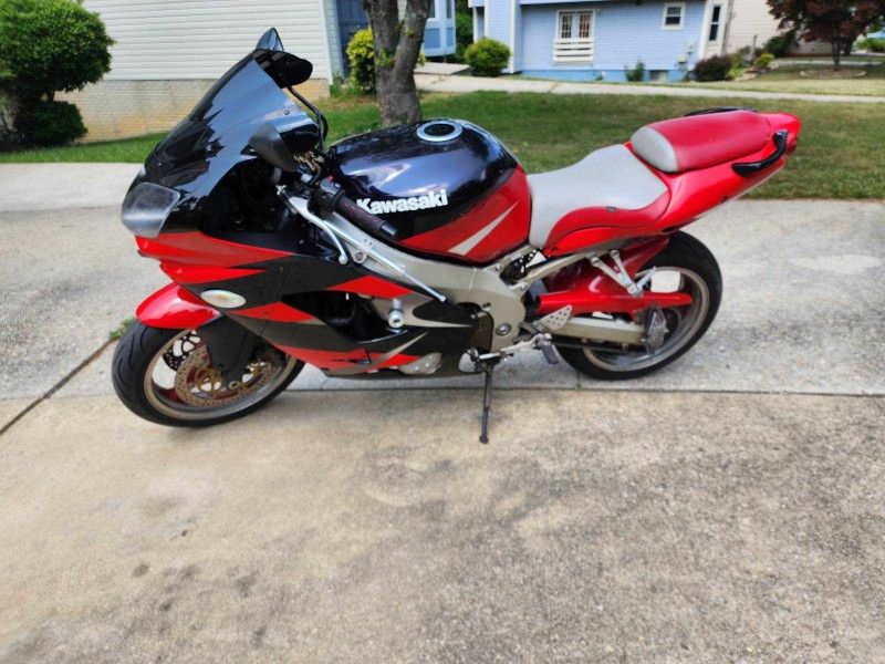 2001 Kawasaki ZX9R