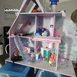 Lol Winter Doll House