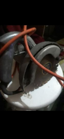 Saw $10.00 cash only (serious buyers)