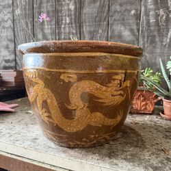 Chinese Earthenware Egg Dragon Pot