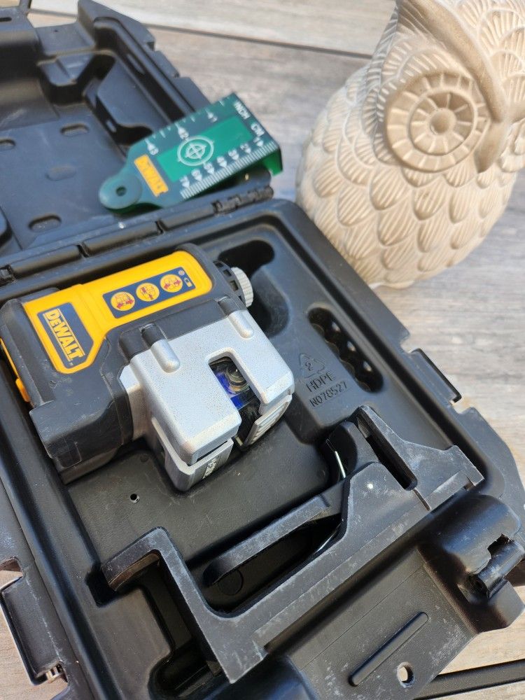 Dewalt Laser
