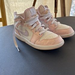 2.5 Y Nike Air Jordan’s Pink And White Hi Top Sneakers