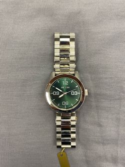 Nixon Men’s Green Dial Stainless Steel Quartz Watch Silver Bracelet Japan Movt