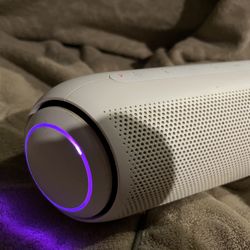 LG Bluetooth Speaker 