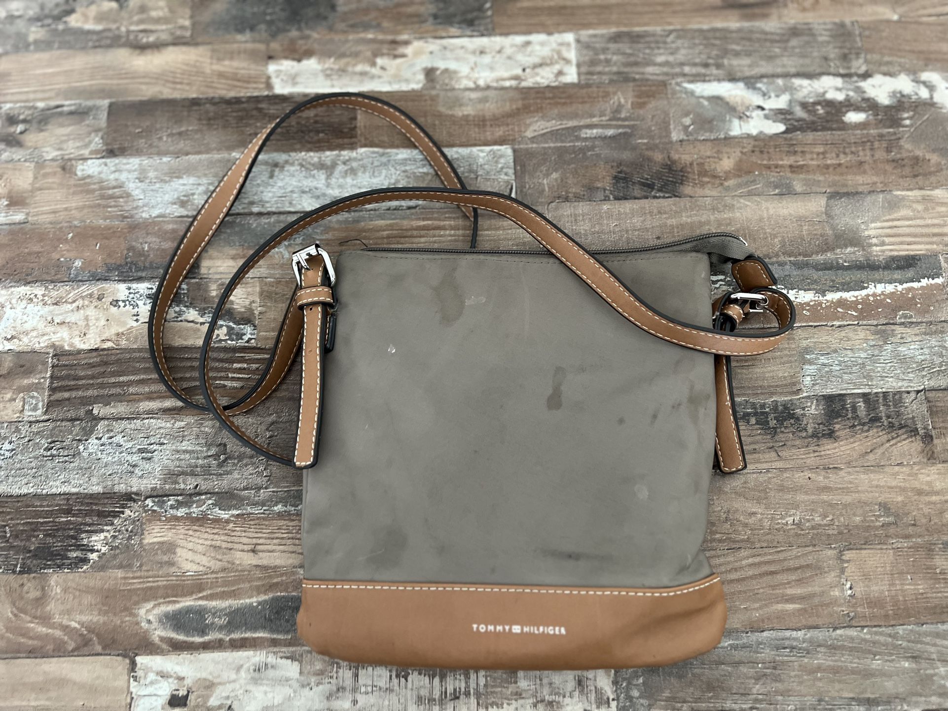 Tommy Hilfiger Purse
