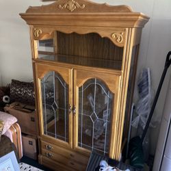 Crystal China Cabinet CRYSTAL GLASSES AND CUPS ETC 