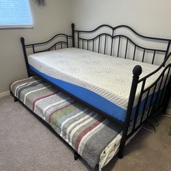 Trundle Daybed