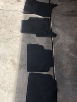 2017 GMC Yukon Floor Mats