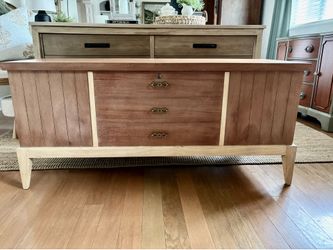 Refinished Vintage Lane MCM Cedar Chest
