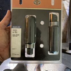 Harley is in Burst round foot pegs Brand new