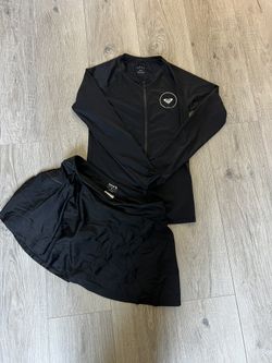 🌊 ROXY SWIM SUIT WITH SKIRT SIZE LARGE