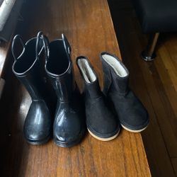 Little Girl Boobs Size 24 Very nice boots $8 Each 