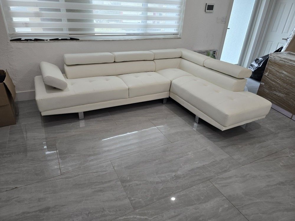 Brand New Sectional Sofa -Delivery Available ⚡️🚚