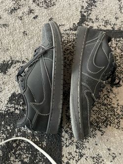 Travis Scott low Jordan 1 with original box and laces