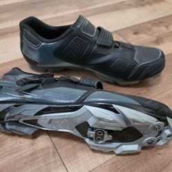 SHIMANO Locking Cycle Shoes size 10.5