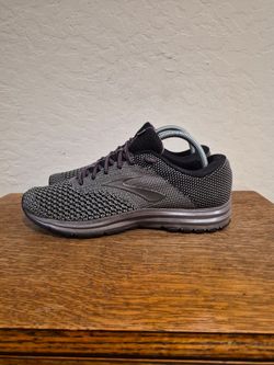 Brooks Revel 2 Athletic Running Shoes 
Women's Size US 9.5 Medium B