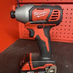 Milwaukee M18 18V Lithium-Ion Cordless 1/4 in. Hex Impact Driver