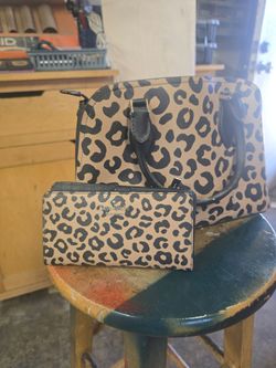 Kate Spade Cheetah Handbag/matching wallet