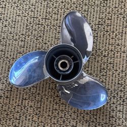 Yamaha stainless prop