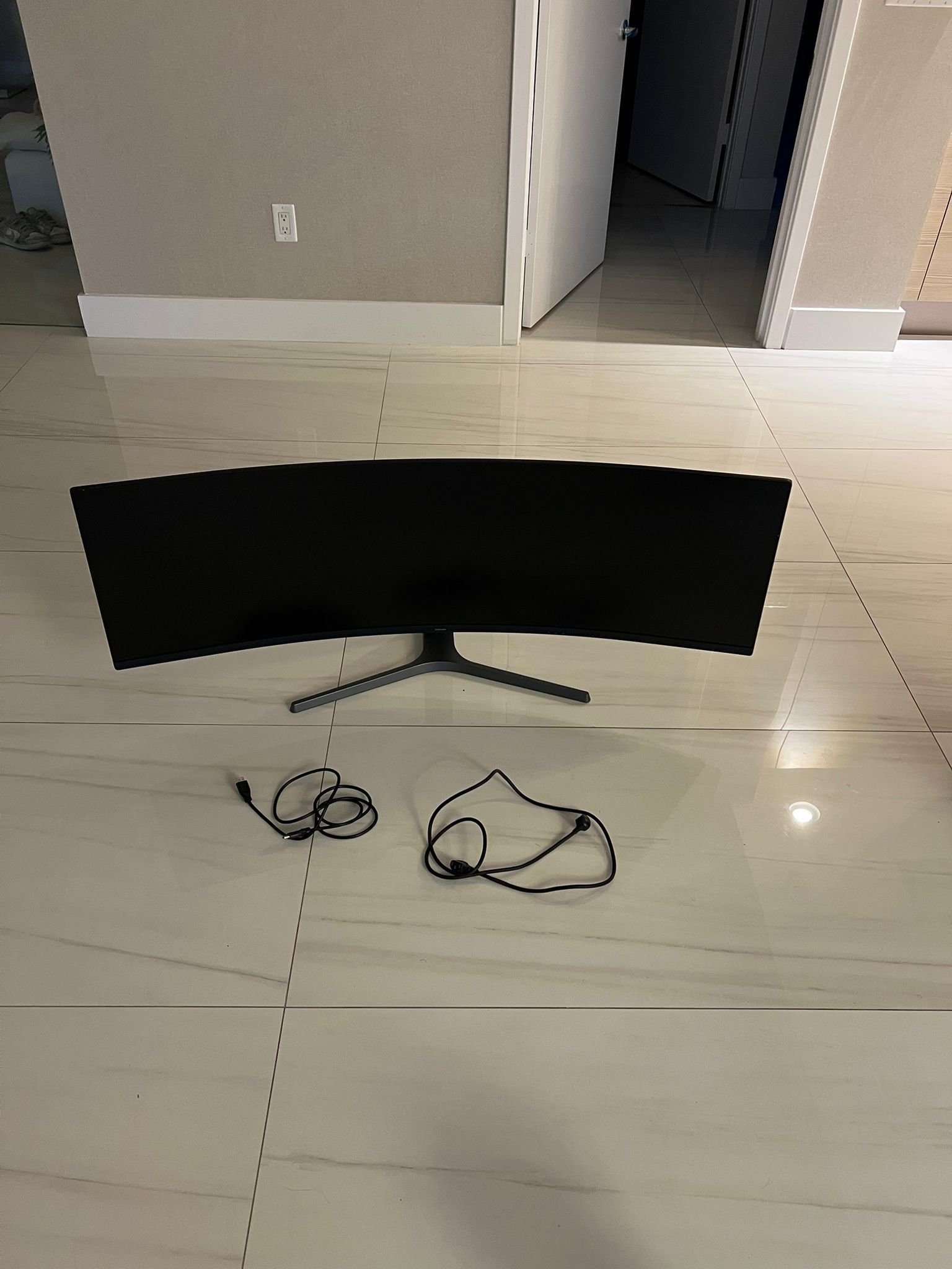 Samsung C49RG90SSN - 49" Odyssey CRG9 DQHD 120Hz HDR1000 QLED Curved Gaming Monitor