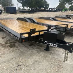 Silverline 102”x24’ Flatbed w/ Mega Ramps