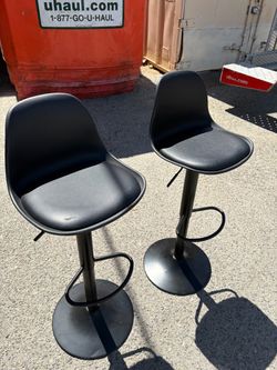 Bar stool chairs