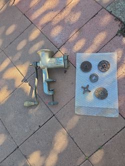 Landers Frary & Clark Antique Hand Meat Grinder