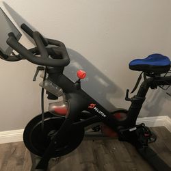 Peleton Bike 